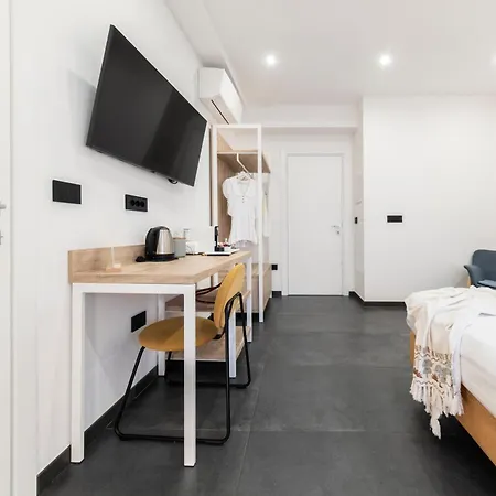 Ng Il Gallura Konukevi